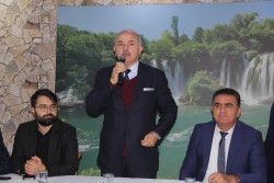 09.10.2022 KÜÇÜKÇEKMECE KANARYA AKŞEMSETTİN CAMİİ konf salonunda kahvaltılı toplantı