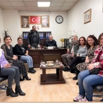 20.12.2022 KIZILAY KÜÇÜKÇEKMECE ŞUBE BŞK YARDIMCISI SN SELAHATTİN ÜK ve OKUL AİLE BİRLİĞİ BAŞKANLARI İLÇE BAŞKANLIĞIMIZA ZİYARETLERİ - Resim 2